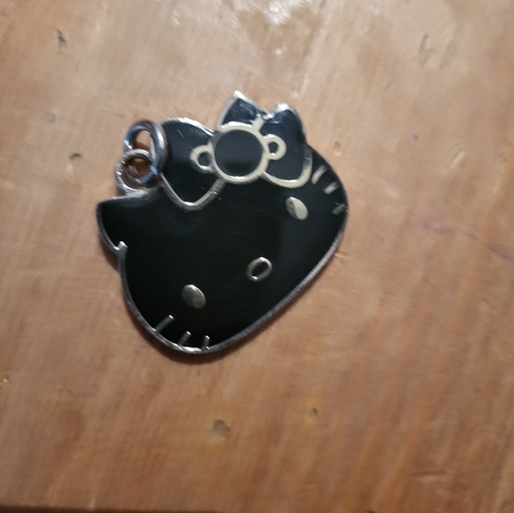 Hello Kitty - Picture 4 of 4